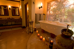 luxury-lodge-botswana-ChobeChilwero