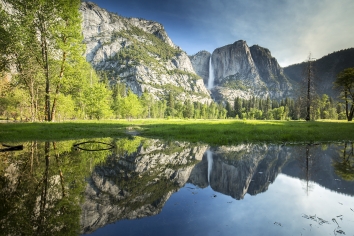 Falls of Yosemite feature